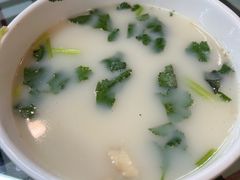 -六顺园清真回族饭店(工程街店)
