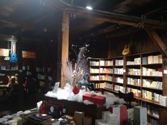 -良友书坊(安徽路店)