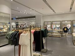 -URBAN REVIVO(佛山南海万达广场店)