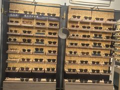 -MUJOSH木九十眼镜(月星环球港B1店)