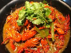 黄焖小龙虾-新疆烧烤王(广灵店)