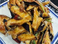 -八两八金·莱芜特色炒鸡(市南漳浦路店)