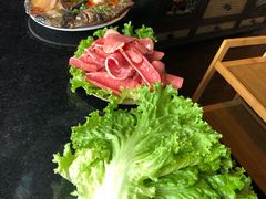 -宏宏无烟石板烧烤