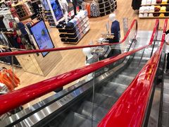 -优衣库(深圳万象天地旗舰店)
