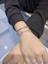 -Zbird钻石小鸟·钻戒婚戒定制高端珠宝私人定制中心