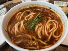 小锅米线-云海肴云南菜(浦江欢乐颂店)