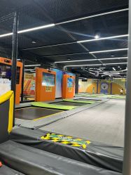 -反弹蹦床公园·亲子乐园·团建·派对(中庚漫游城店)