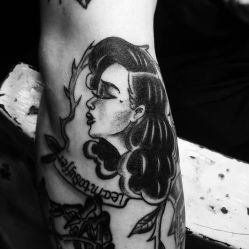 欧美-游刃刺青TATTOO纹身工作室