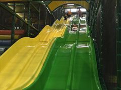 -蒙特利亲子乐园