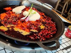 九宫格红汤锅-董眼镜火锅(洪崖洞总店)