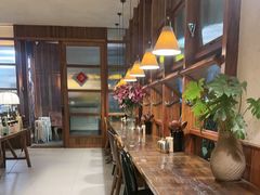 -银米·云南传统过桥米线(双廊黑金冠店)