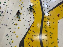 -问山MountQuest攀岩馆