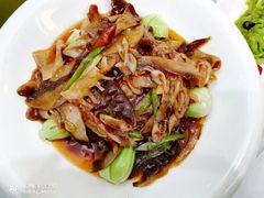 鱿鱼烧海参-小贝壳酒楼(经九路店)