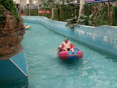 -龙脉温泉室内游泳馆