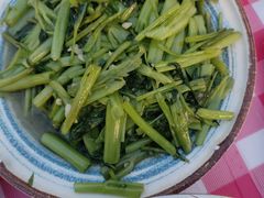 -顶峰夜宴·龙虾烧烤大排档(九江学院店)