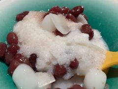 白雪冰汤圆-老甘家小龙虾江湖菜(邦兴花园店)