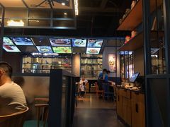 -菲滋意式餐厅(金华银泰城店)