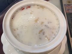 -广信牛奶甜品世家(台东店)