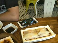 -新大咀港式茶餐厅(宝山万达店)