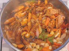 -黄记煌三汁焖锅(新佳丽江汉路店)