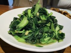 -黄泥岗·地道湖北菜(奥特莱斯店)