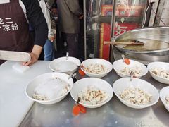 -何老二卤汁凉粉