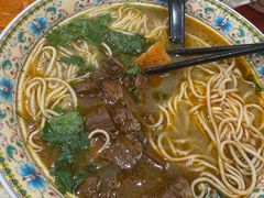 -金杨拉面王小吃面馆·牛三宝面·红烧牛肉粉