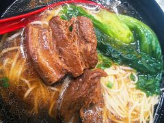阿婆焖肉面-食惠里小笼包面馆(越秀店)