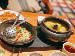 -云海肴·汽锅鸡·云南菜(天山百盛优客店)