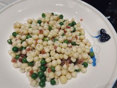 鸡头米炒豌豆-上海老饭店(北京分店)