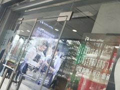 门面-瑞幸咖啡(新安大厦店)