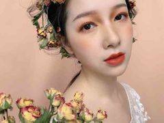 -金夫人化妆摄影职业培训学校