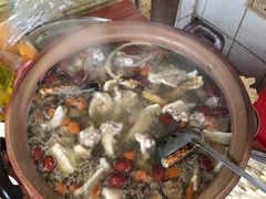 -威邵鸡煲(西华路总店)