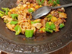 -聚鑫朋酸菜肥肠(文艺路口店)