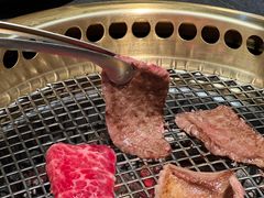 -铭牛烧肉·和牛海鲜自助(高新月牙湖店)