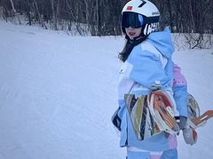 -亚布力新体委滑雪场