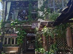 -城墙外BAR