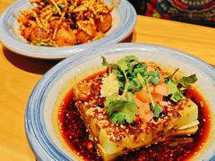 -黔诚多彩火锅(甲秀楼店)
