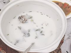 -紫藤园·天目湖大鱼头(南山竹海店)