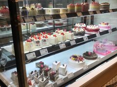 面包甜点陈列柜-巴黎贝甜(熙悦汇店)
