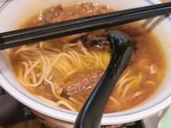 台式红烧牛胸肉面-和府捞面(星光大道一期店)