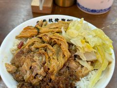 -老柴枝猪脚饭(窑岭店)