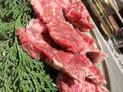 -草家酱蟹炭火烤肉店(珲春南路一店)