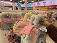 -王府井奥莱临潼小镇(临潼店)