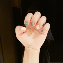 -Seven Nail七姑娘の美甲店