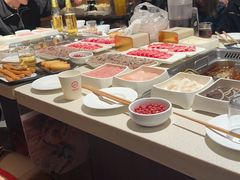 -海底捞火锅鲜切牛肉主题店(长寿路店)