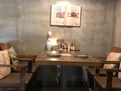 -HIGH FIVE哈福手工汉堡(桂林路店)