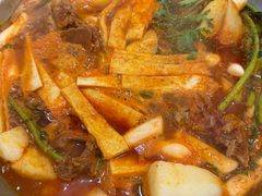 土豆排骨火锅-喇喇排骨火锅·传统韩式脊骨汤(望京西园总店)