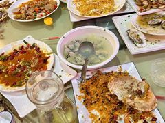 -三亚火车头万人海鲜广场