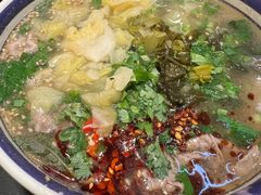 -云阿蛮云南生烫牛肉米线(奉贤路店)